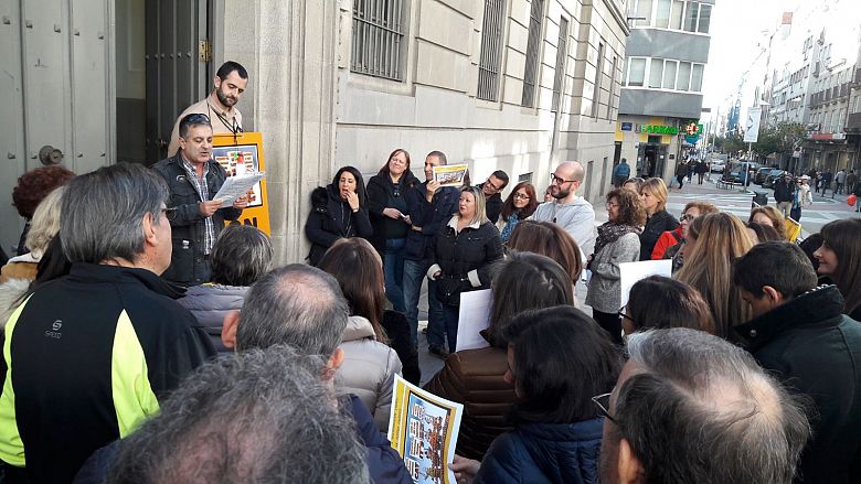 17-11-16 ProtestaXustizaAudienciaPontevedra02.jpg